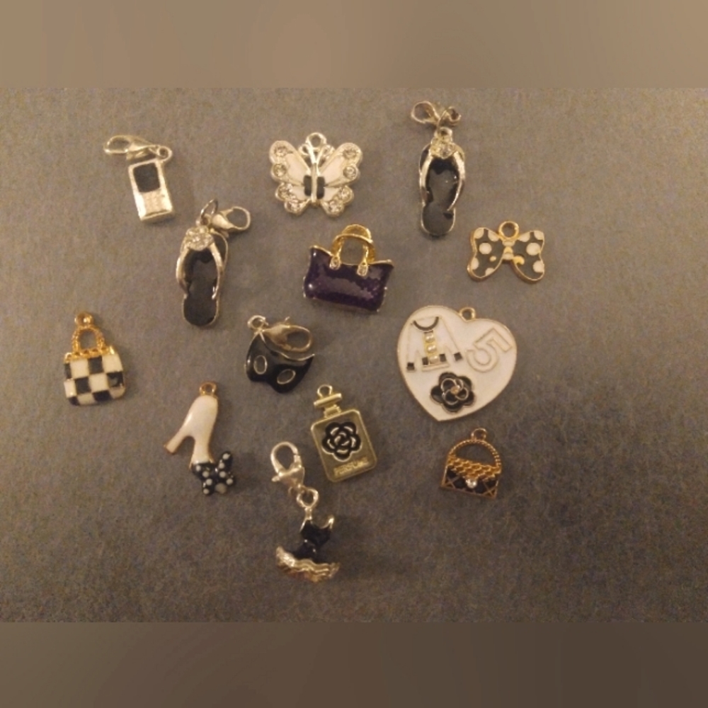 CHANEL Charms Lot